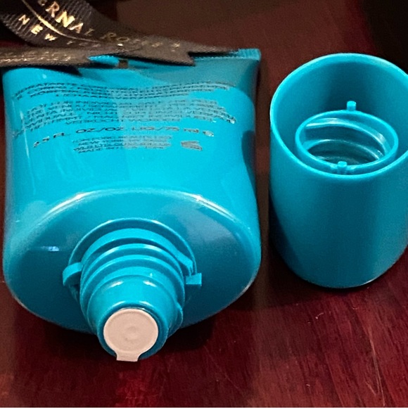 BNWOB Tom Ford Neroli Portofino Body Moisturizer / Pour Le Corps Size- 2… - Picture 4 of 4